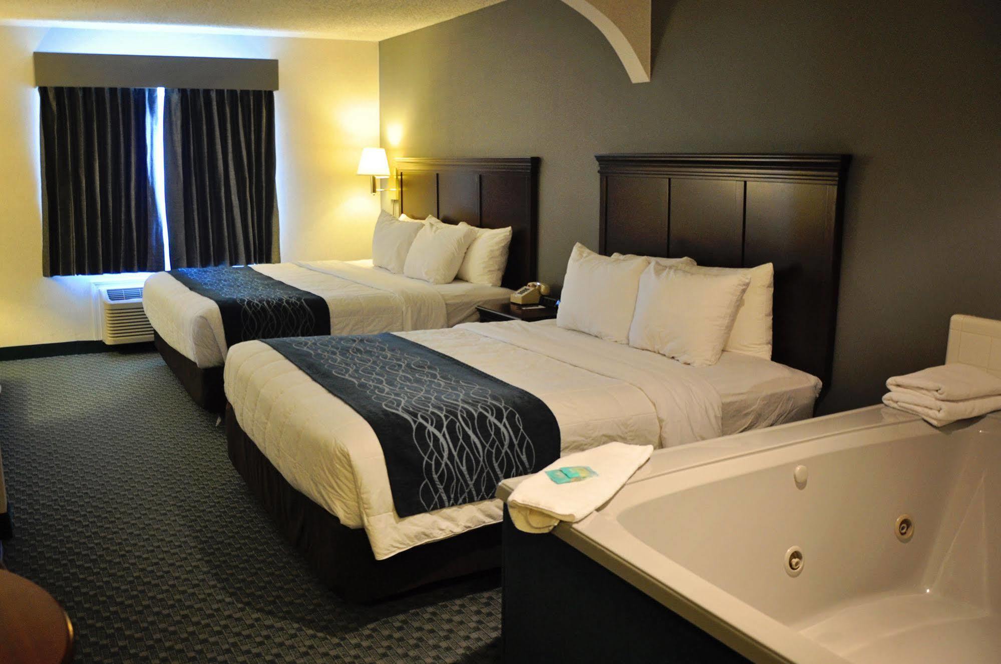 Comfort Inn Hart Exterior photo